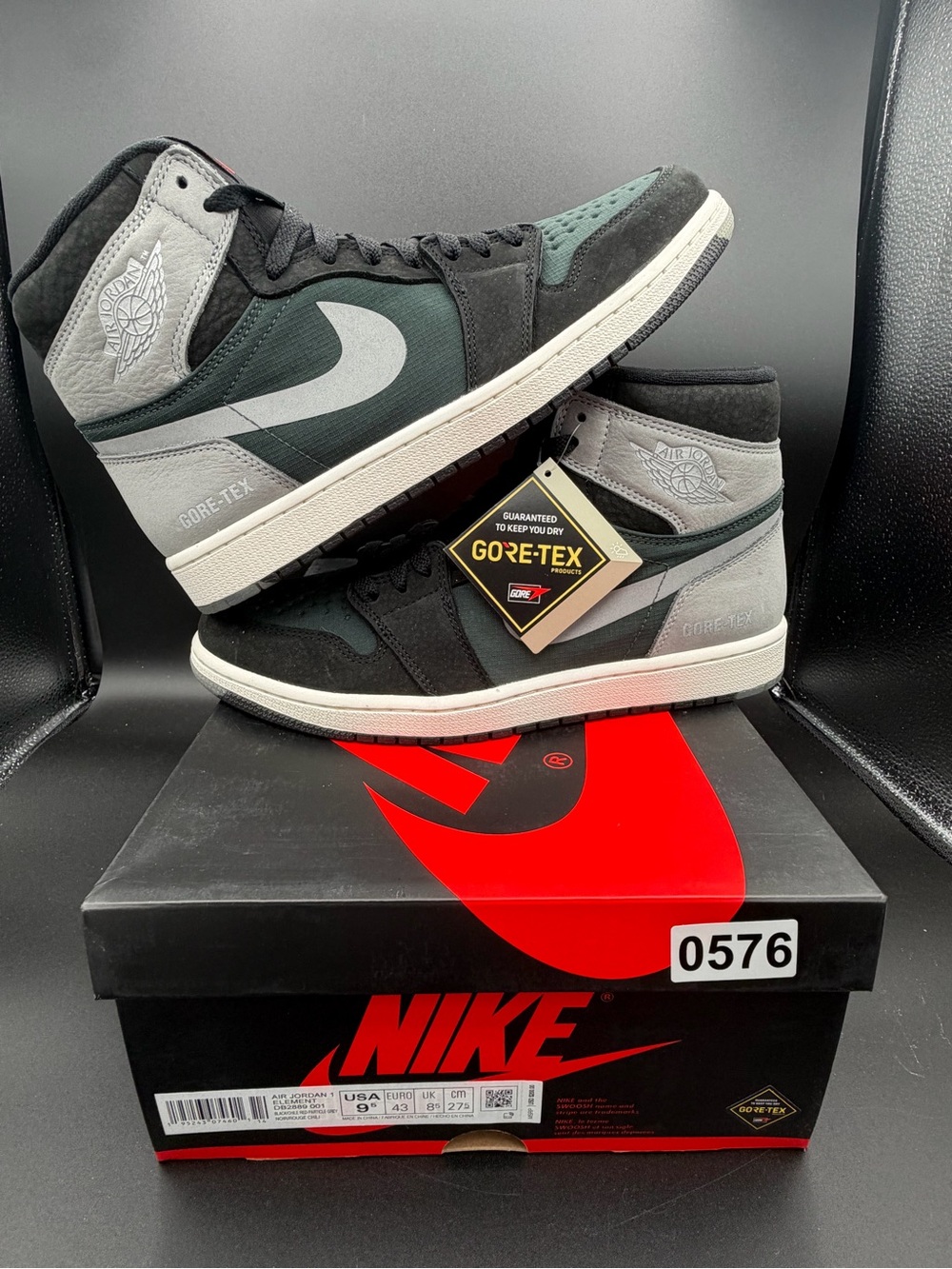 Nike Air Jordan 1 Mid GORE-TEX - Black/Gray/Green
